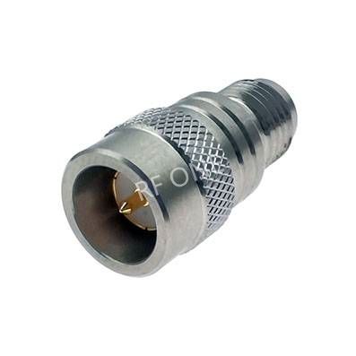 Quickmate SMA Male to SMA Female Adapter 18 GHz