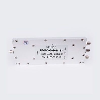 3 Way SMA Power Divider 0.698-3.8 GHz