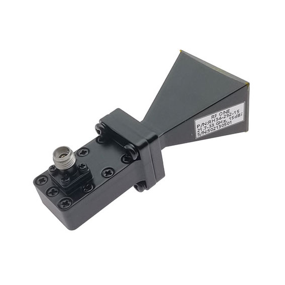 15 dBi Gain, 21.7-33 GHz, WR34 Standard Gain Horn with 2.92mm Female Port