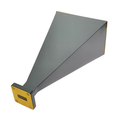 20 dBi Gain, 17.6-26.7 GHz, WR42 Standard Gain Horn with UBR220 Flange