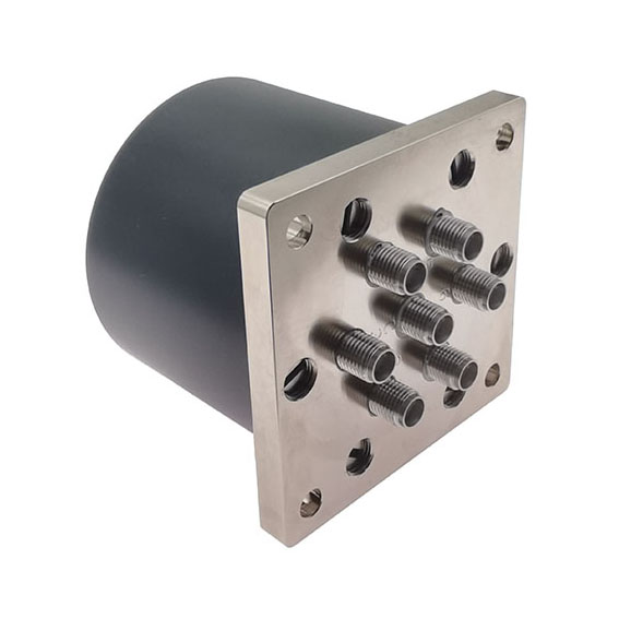 SP6T Switch, Terminated, Latching, DC to 18 GHz, SMA, 15 Pin D-Sub